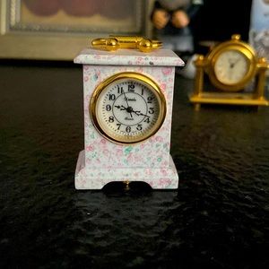 Mini Cute Table Clock For Home Deco